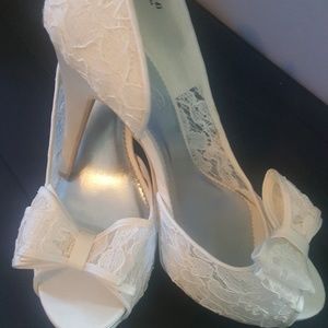 Lace Heels Size 10